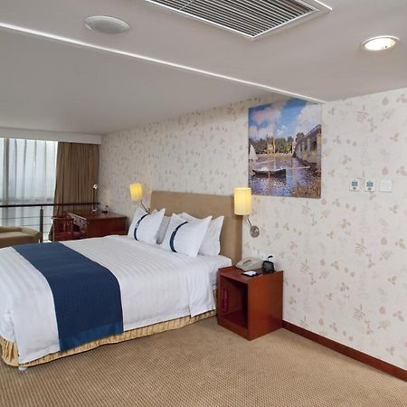Holiday Inn Express Tianjin Dongli, An Ihg Hotel Εξωτερικό φωτογραφία