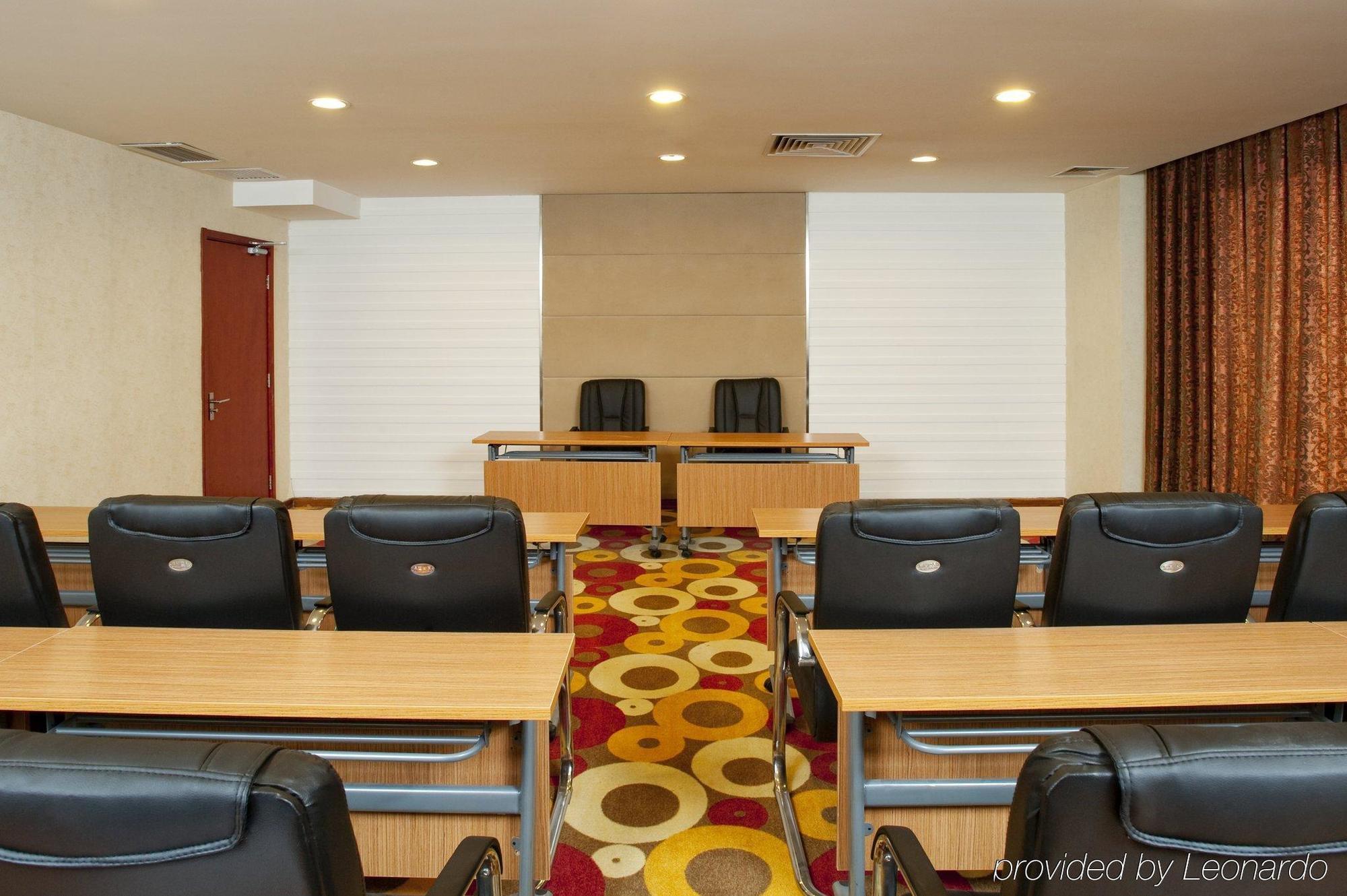 Holiday Inn Express Tianjin Dongli, An Ihg Hotel Ανέσεις φωτογραφία