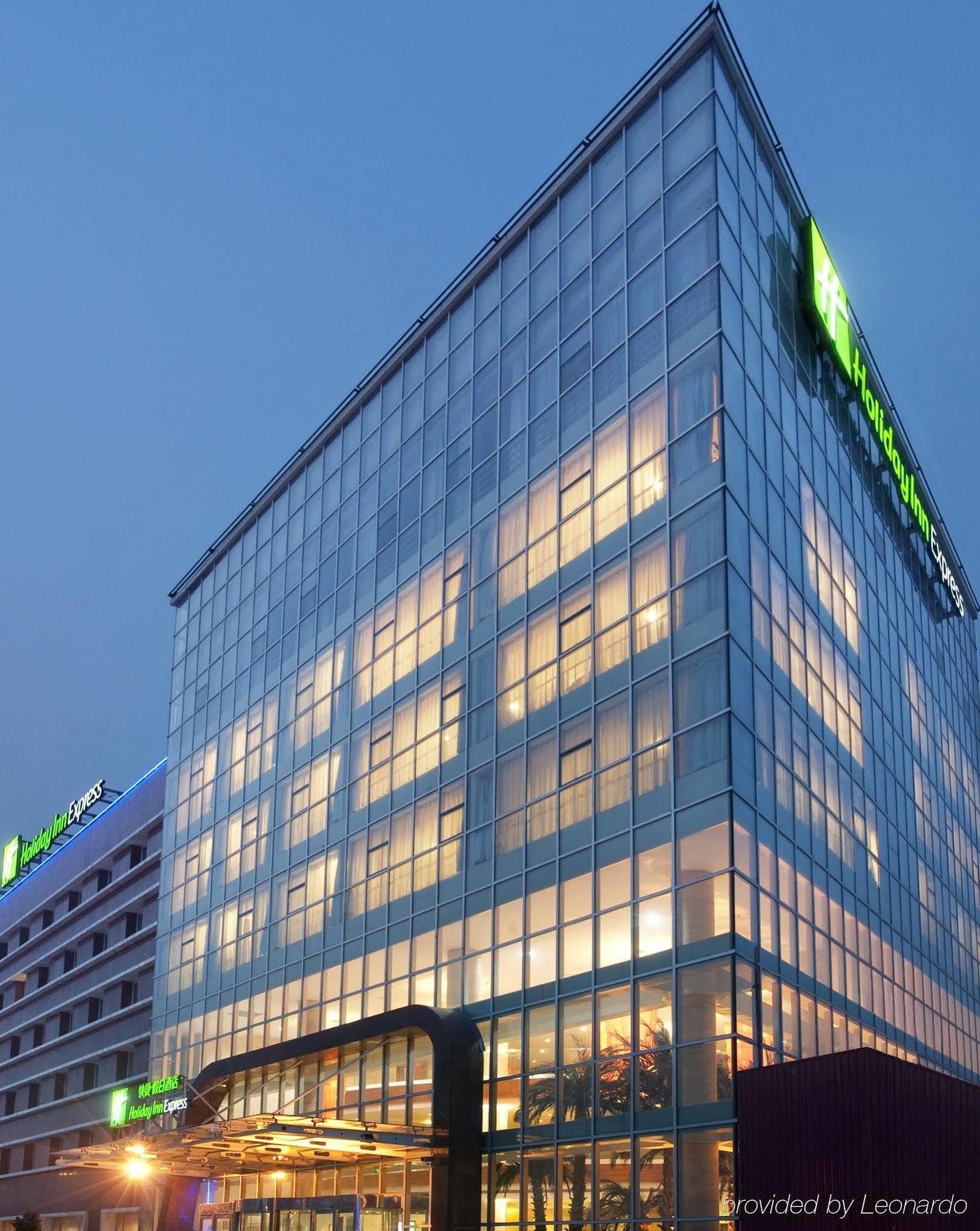 Holiday Inn Express Tianjin Dongli, An Ihg Hotel Εξωτερικό φωτογραφία